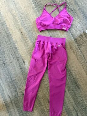 AYBL pink Seamless Sports Bra and High-Waist Leggings Set